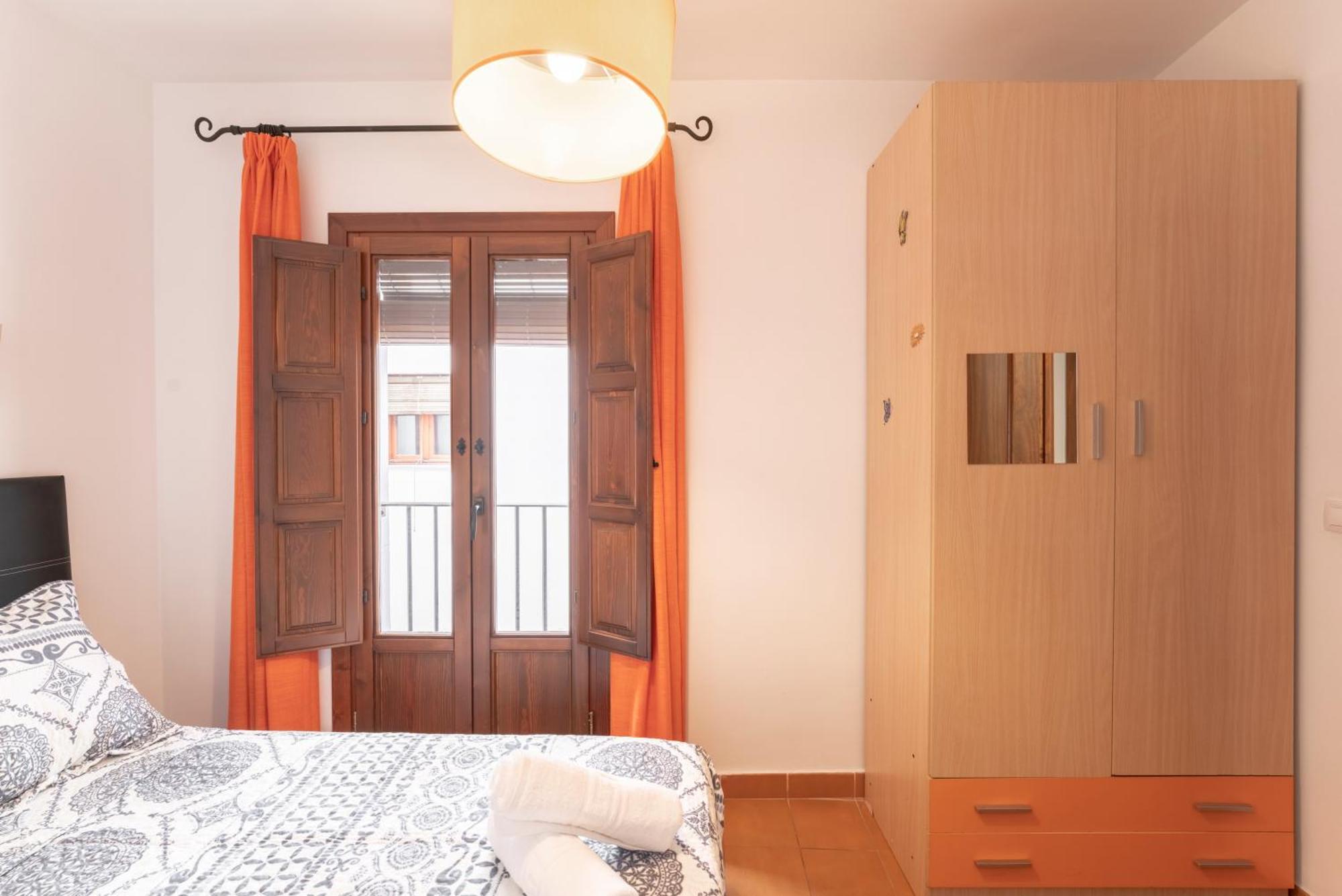 Elvira 60 Homes Granada Phòng bức ảnh